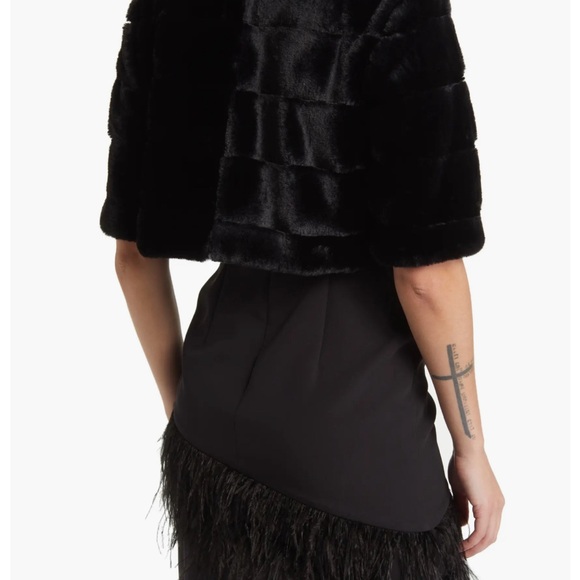 Eliza J Faux Fur Cropped Jacket - Picture 2 of 6